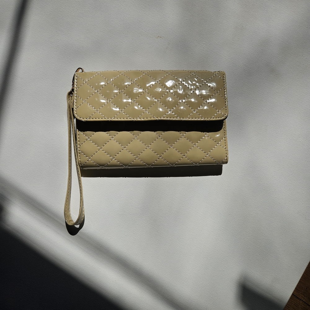 Charlotte Russe Quilted Patent Wristlet Clutch in Beige
